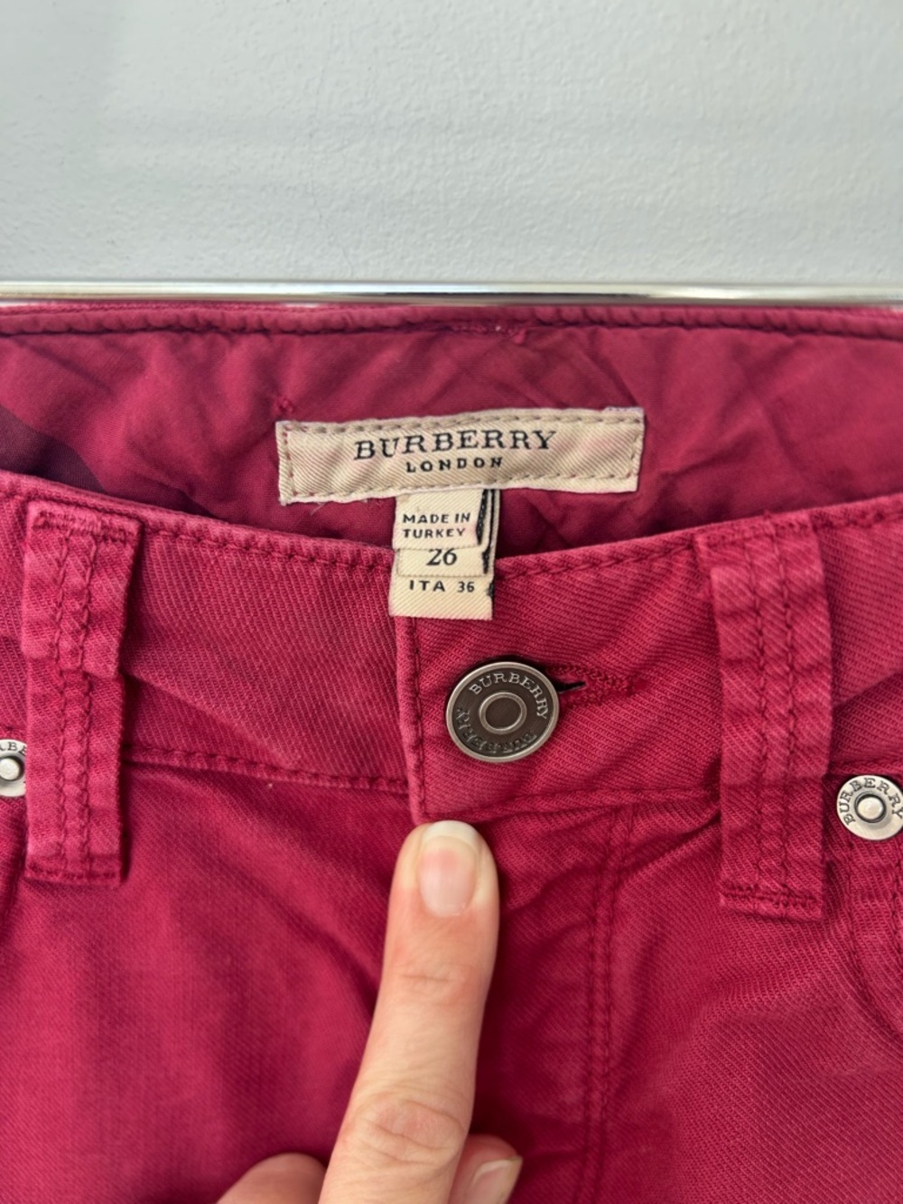Burberry London Pink Fuchsia Skinny Crop Jeans Size 26 Designer Stretch Denim - Picture 3 of 8